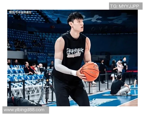 曾凡博:从青涩新星到篮球场上的闪耀之星的成长之路与未来展望 曾凡博:从青涩新星到篮球场上的闪耀之星的成长之路与未来展望